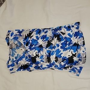 Flower v neck top